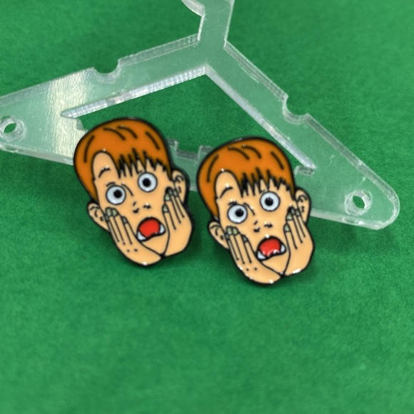 HOME ALONE Kevin earrings!!! - Picture 3 of 6